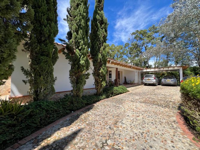 Casa de 4 alcobas en venta en Llano Grande, Rionegro, 460 m² · foto 19 de 20