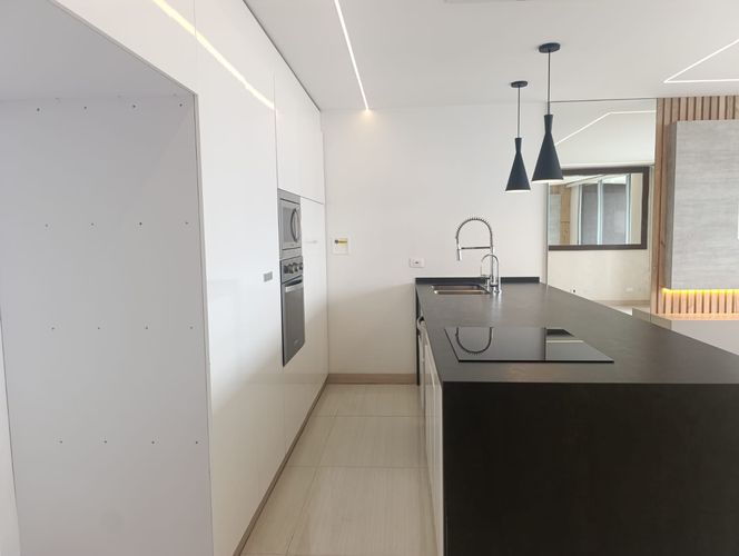 Apartamento de 3 alcobas en arriendo en El Poblado, Medellín, 120 m² · foto 5 de 19