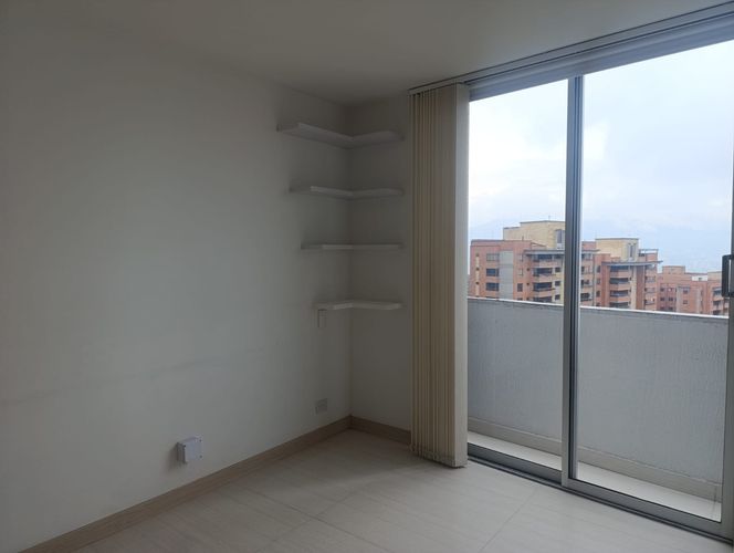 Apartamento de 3 alcobas en arriendo en El Poblado, Medellín, 120 m² · foto 13 de 19