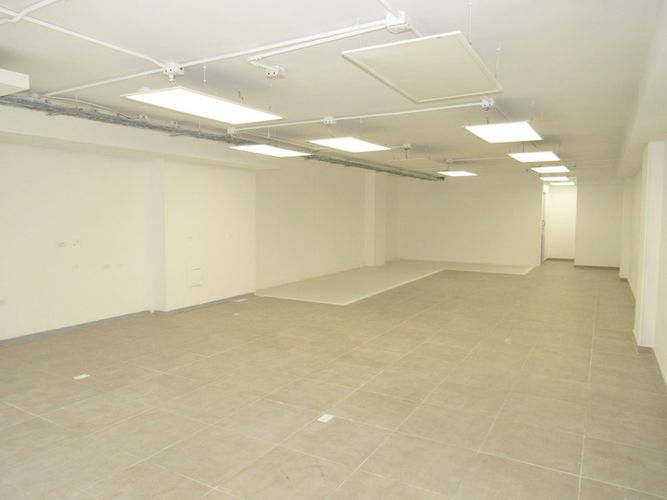 Local en arriendo en Granjas De Provenza, Bucaramanga, 75 m² · foto 4 de 9