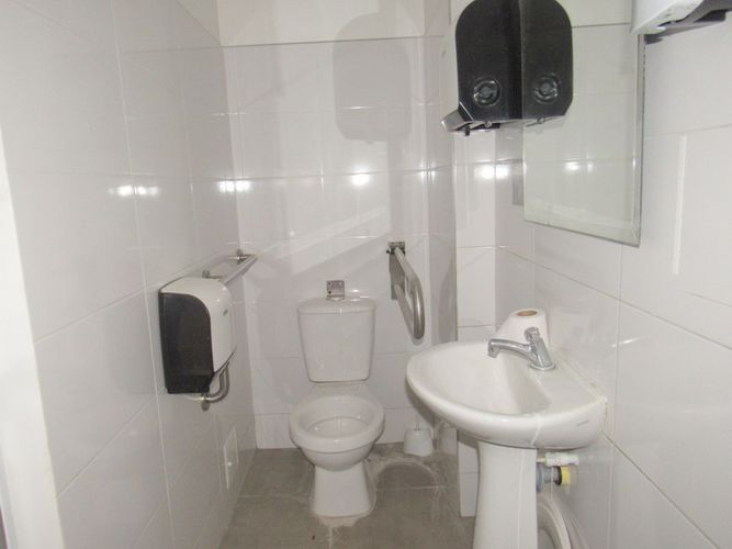 Local en arriendo en Granjas De Provenza, Bucaramanga, 75 m² · foto 9 de 9