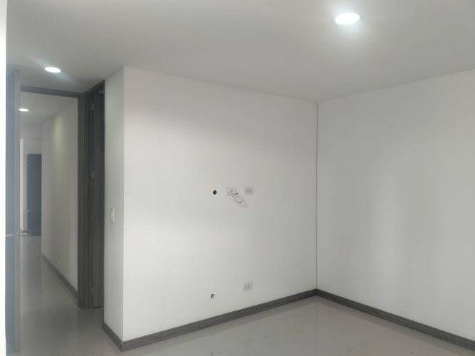 Apartamento de 3 alcobas en arriendo en El Poblado, Medellín, 121 m² · foto 9 de 15