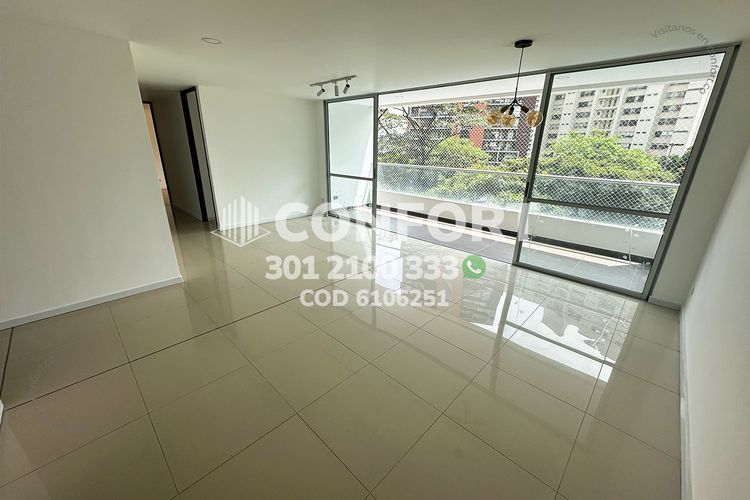Apartamento de 3 alcobas en arriendo en Los Balsos, Medellín, 105 m² · foto 3 de 24