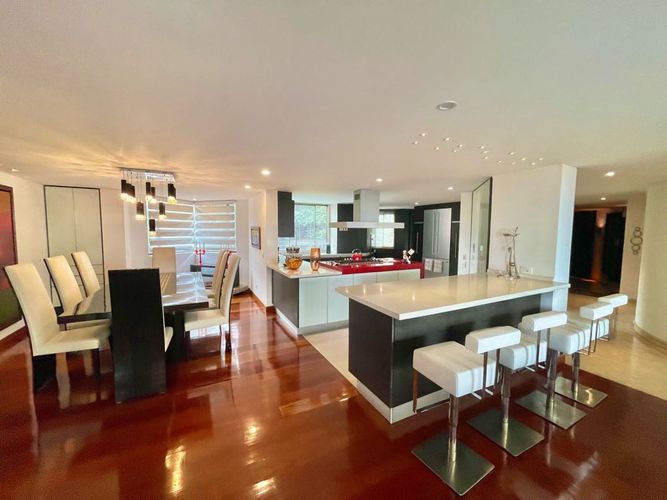 Apartamento de 3 alcobas en venta en El Bagazal, Bogotá, 241 m² · foto 1 de 24