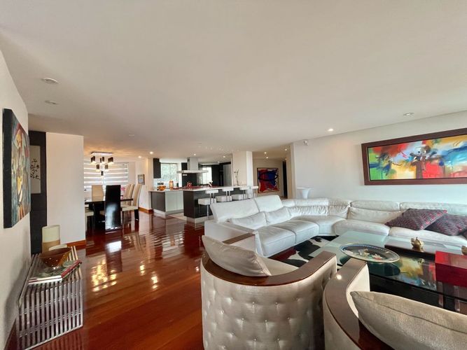 Apartamento de 3 alcobas en venta en El Bagazal, Bogotá, 241 m² · foto 11 de 24