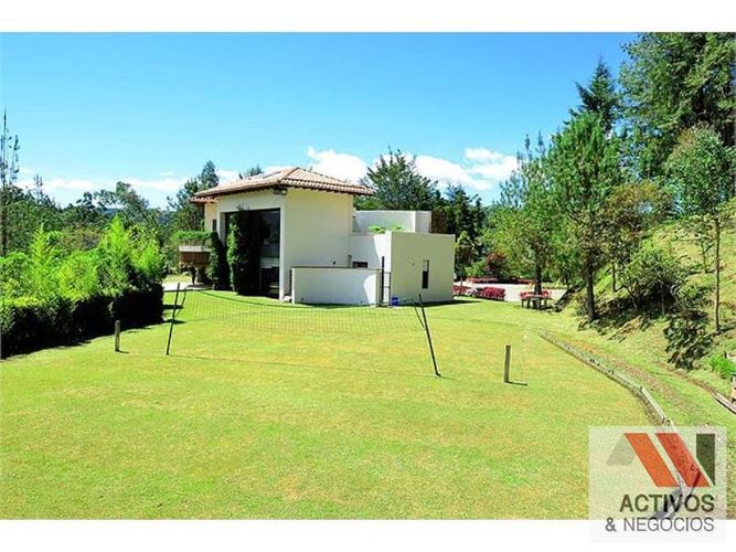 Casa de 3 alcobas en venta en Don Diego, El Retiro · foto 2 de 24