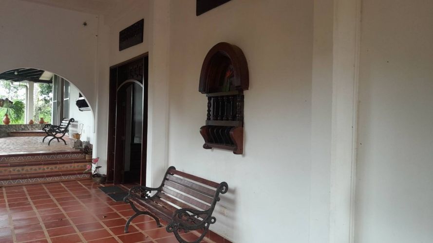 Casa de 5 alcobas en arriendo en Juan De Ampudia, Jamundí, 718 m² · foto 4 de 24