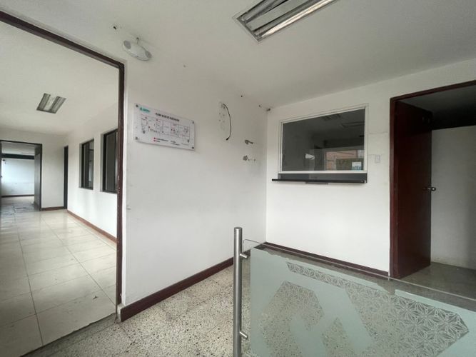 Bodega en venta en Restrepo Naranjo, Sabaneta, 315 m² · foto 15 de 23
