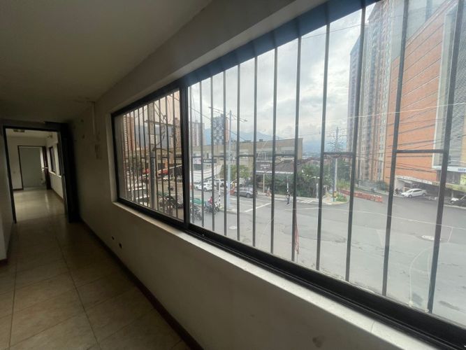 Bodega en venta en Restrepo Naranjo, Sabaneta, 315 m² · foto 16 de 23