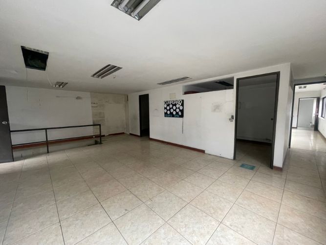 Bodega en venta en Restrepo Naranjo, Sabaneta, 315 m² · foto 17 de 23