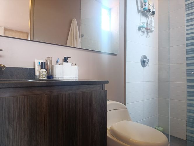 Apartamento de 2 alcobas en arriendo en El Poblado, Medellín, 85 m² · foto 14 de 17