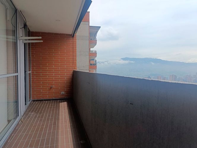 Apartamento de 2 alcobas en arriendo en El Poblado, Medellín, 85 m² · foto 17 de 17