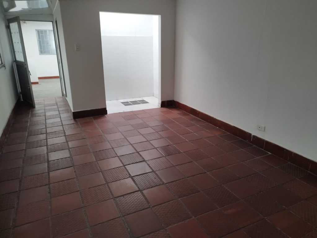 Casa en venta en Las Ferias, Bogotá · foto 6 de 24
