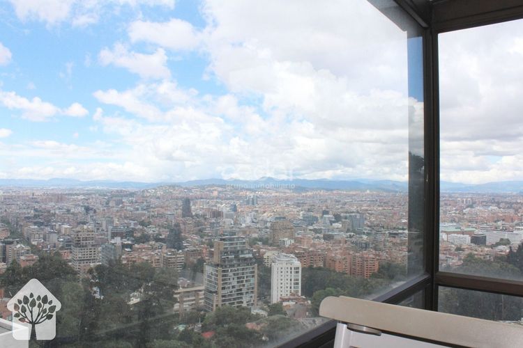Apartamento de 4 alcobas en venta en El Refugio I, Bogotá, 430 m² · foto 11 de 24