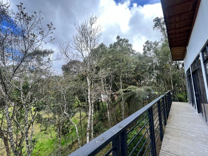 Finca en venta en Piedras Blancas, Guarne, 250 m² · foto 8 de 23