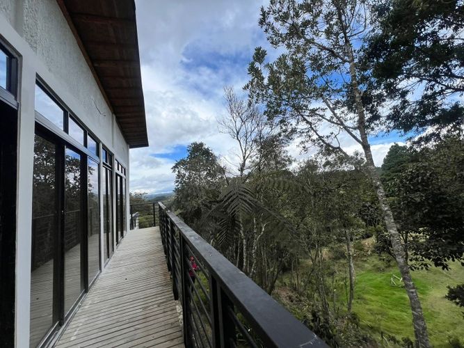 Finca en venta en Piedras Blancas, Guarne, 250 m² · foto 19 de 23