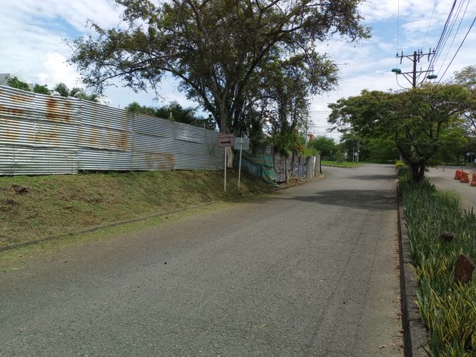 Lote en venta en Pance, Cali, 1572 m² · foto 2 de 4