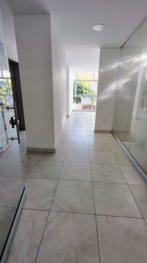 Oficina en arriendo en Caobos, Cúcuta, 52 m² · foto 3 de 9