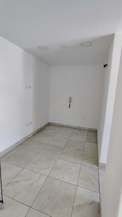Oficina en arriendo en Caobos, Cúcuta, 52 m² · foto 7 de 9