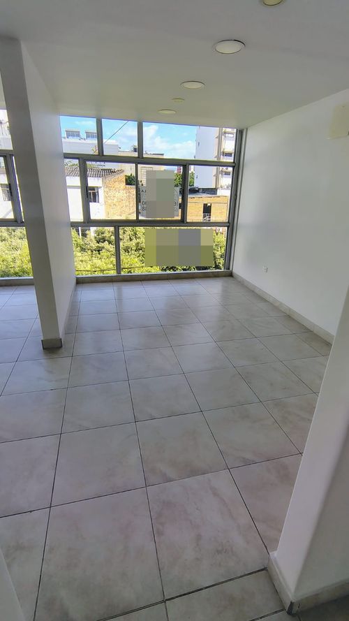Oficina en arriendo en Caobos, Cúcuta, 56 m² · foto 3 de 11