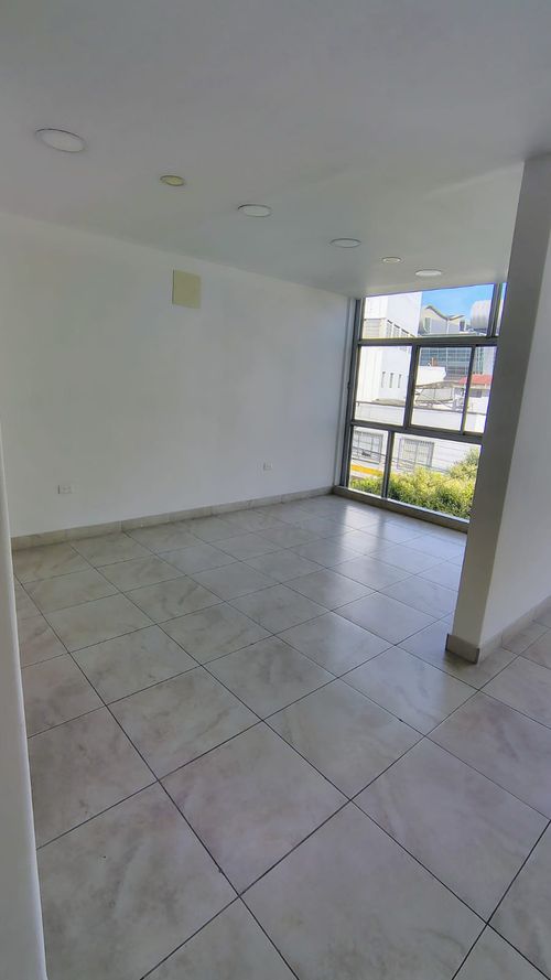 Oficina en arriendo en Caobos, Cúcuta, 56 m² · foto 4 de 11