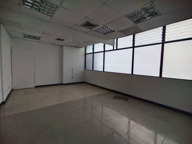 Local en arriendo en Avenida 30 De Agosto, Pereira, 652 m² · foto 9 de 19