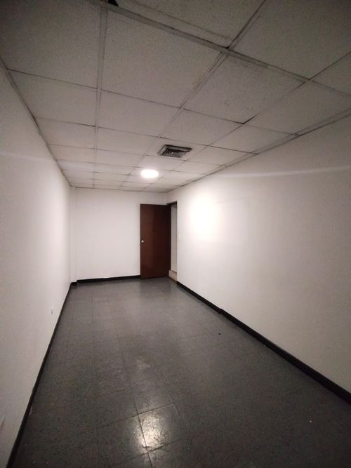 Local en arriendo en Avenida 30 De Agosto, Pereira, 652 m² · foto 16 de 19
