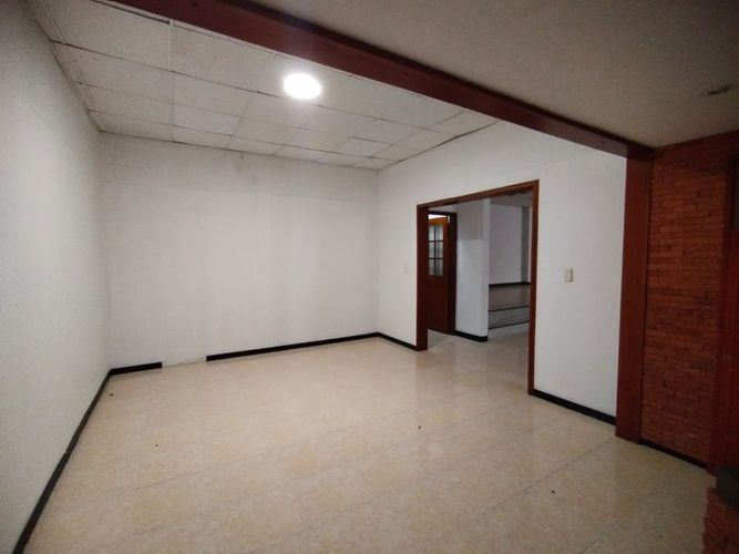 Local en arriendo en Avenida 30 De Agosto, Pereira, 652 m² · foto 17 de 19
