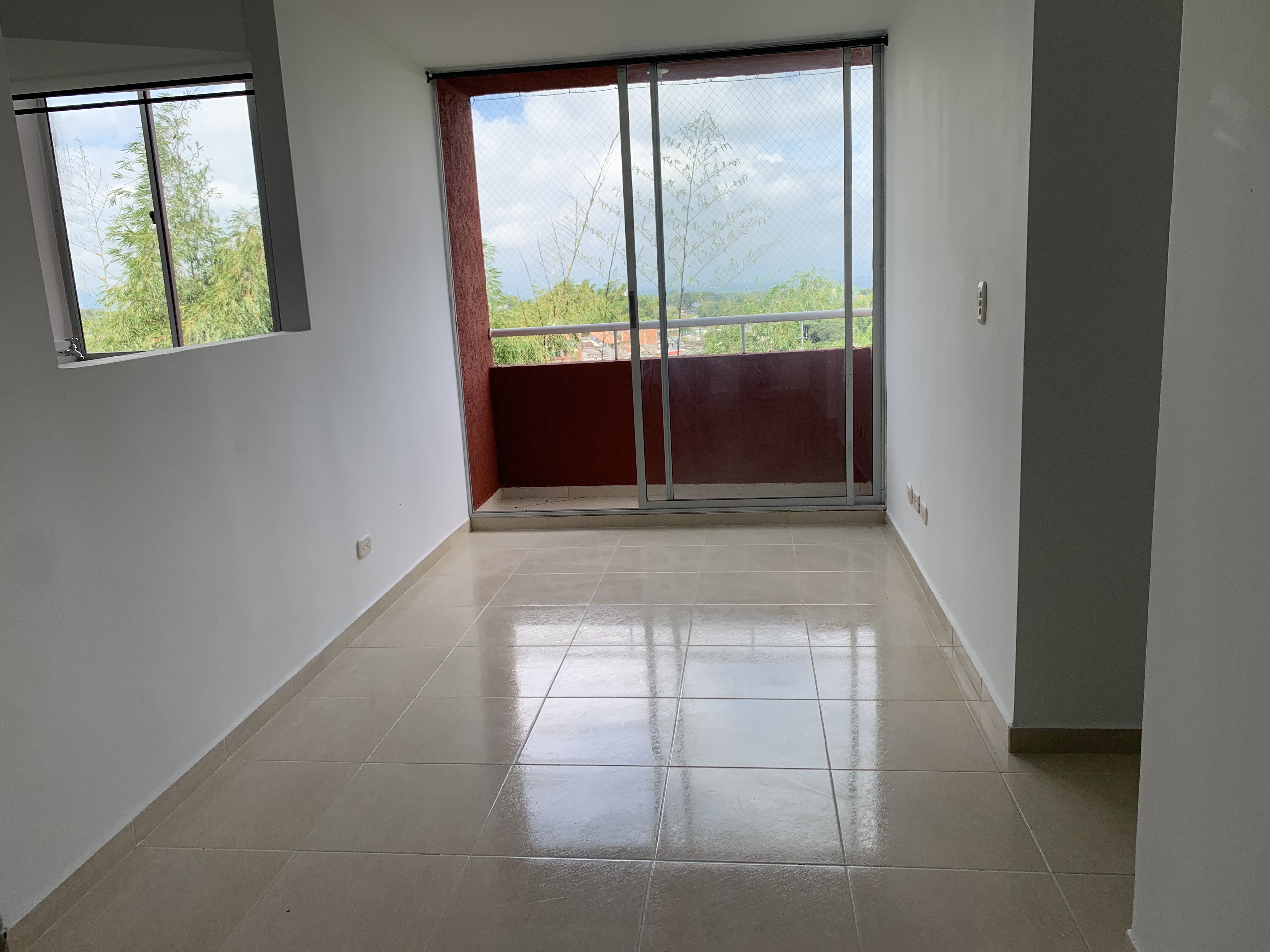 Apartamento en venta en Marco Fidel Suarez, Armenia · foto 5 de 17