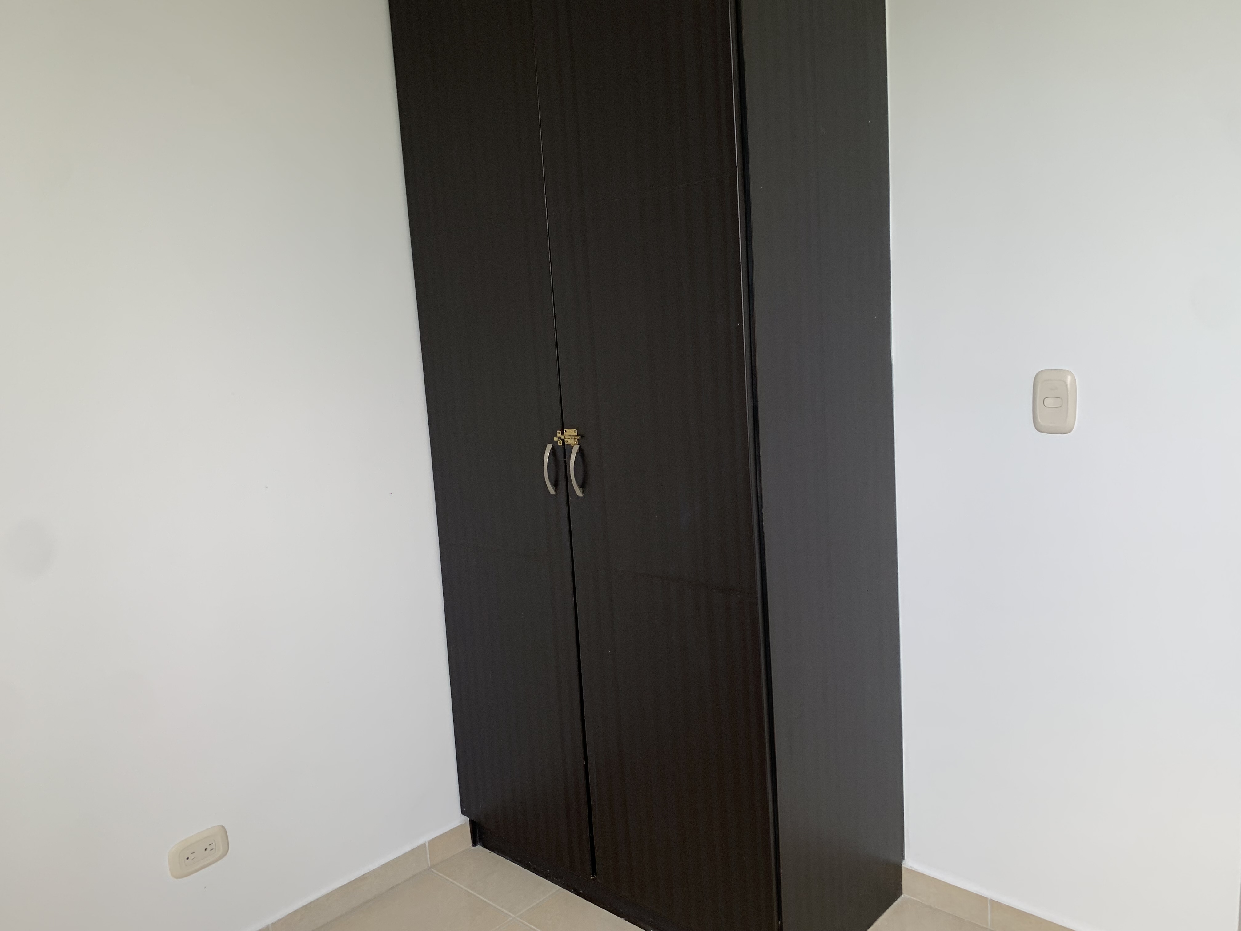 Apartamento en venta en Marco Fidel Suarez, Armenia · foto 11 de 17
