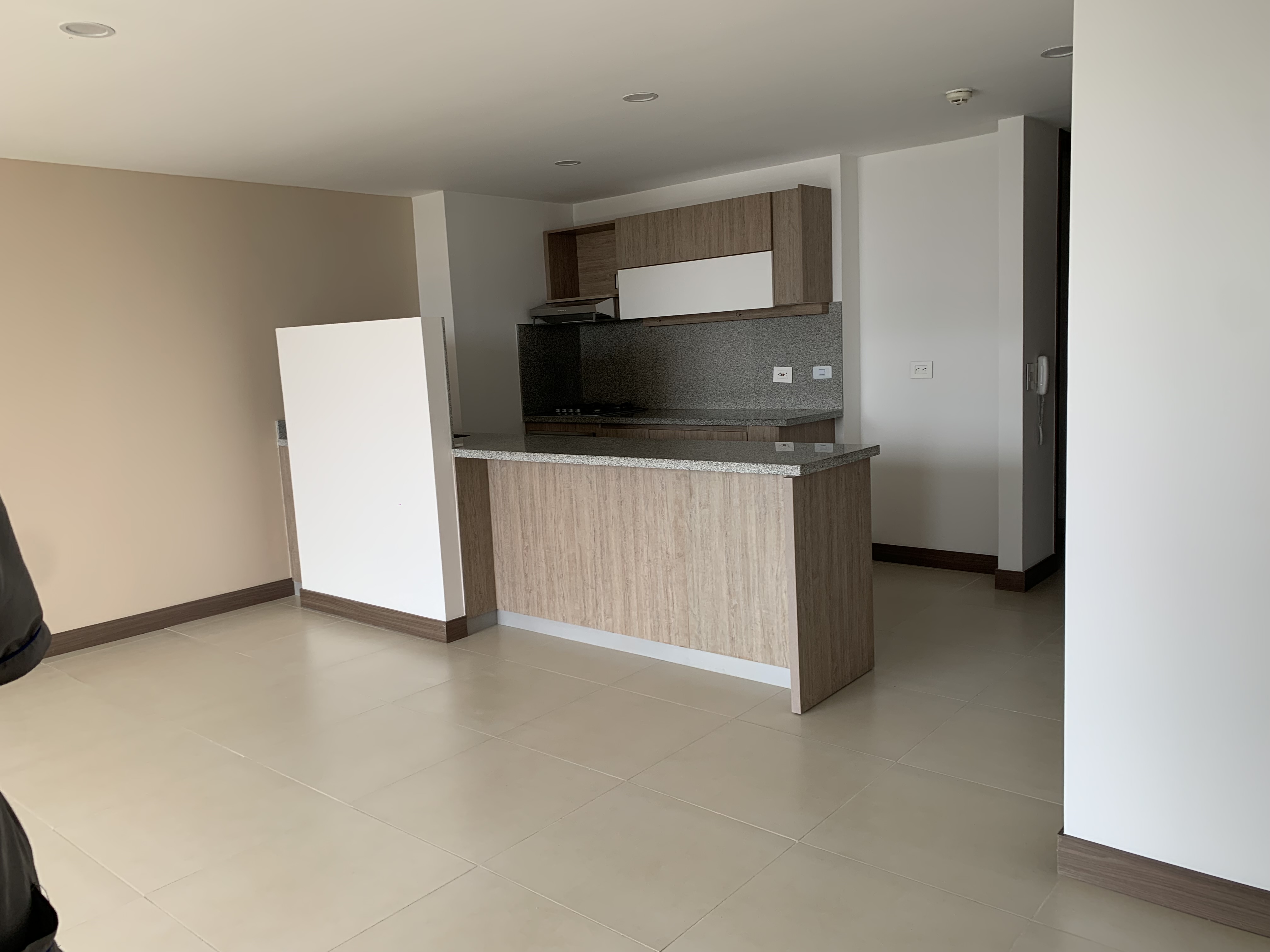 Apartamento en venta en La Castellana, Armenia · foto 2 de 18