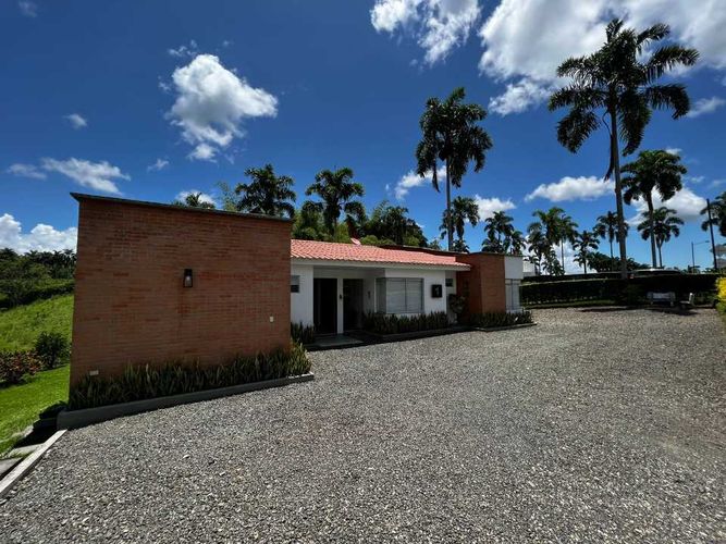 Casa de 5 alcobas en venta en Cerritos, Pereira, 220 m² · foto 17 de 20