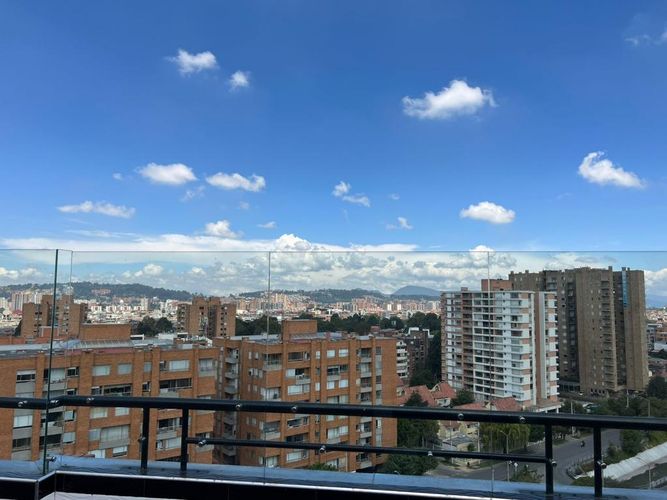 Apartamento de 4 alcobas en venta en La Calleja, Bogotá, 450 m² · foto 4 de 24