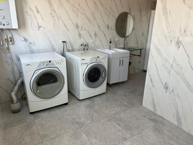 Apartamento de 4 alcobas en venta en La Calleja, Bogotá, 450 m² · foto 9 de 24