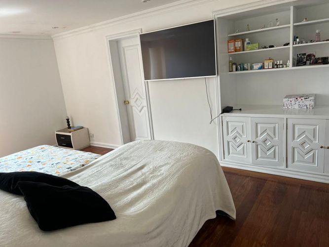 Apartamento de 4 alcobas en venta en La Calleja, Bogotá, 450 m² · foto 13 de 24