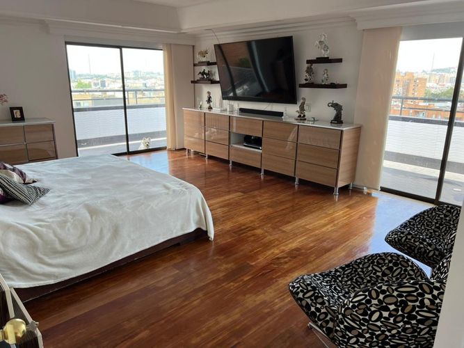 Apartamento de 4 alcobas en venta en La Calleja, Bogotá, 450 m² · foto 23 de 24