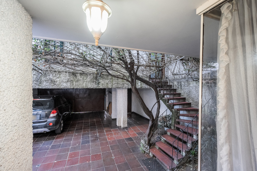 Casa en venta en Santa Paula, Bogotá · foto 3 de 24