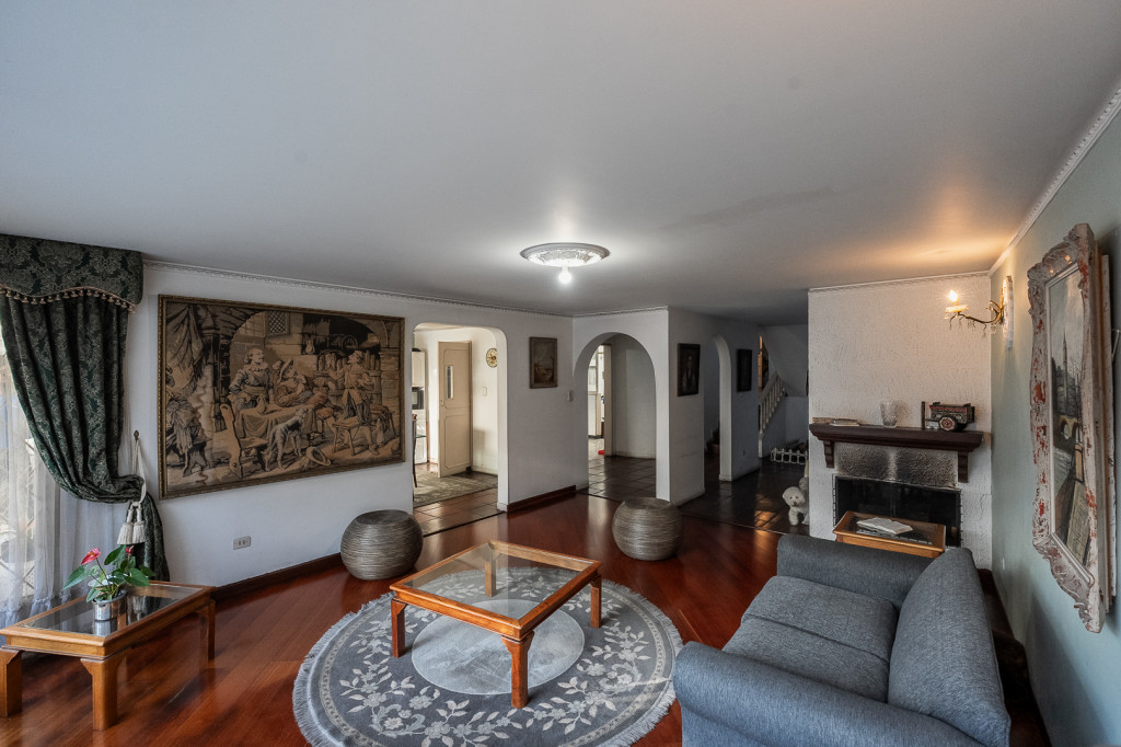 Casa en venta en Santa Paula, Bogotá · foto 9 de 24