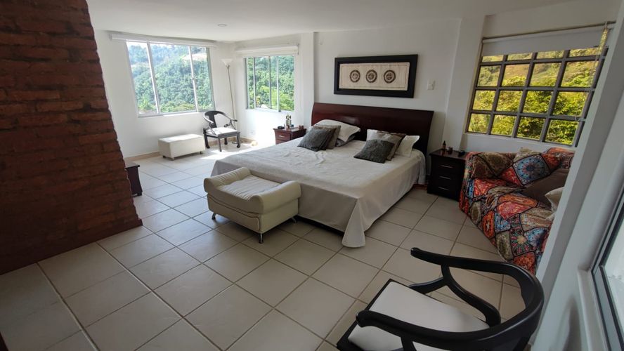 Casa de 3 alcobas en venta en El Arenillo Parte, Manizales, 250 m² · foto 22 de 24