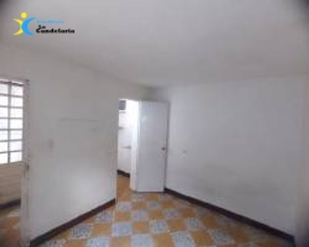 Casa de 4 alcobas en venta en Campo Valdes No.1, Medellín, 90 m² · foto 2 de 10