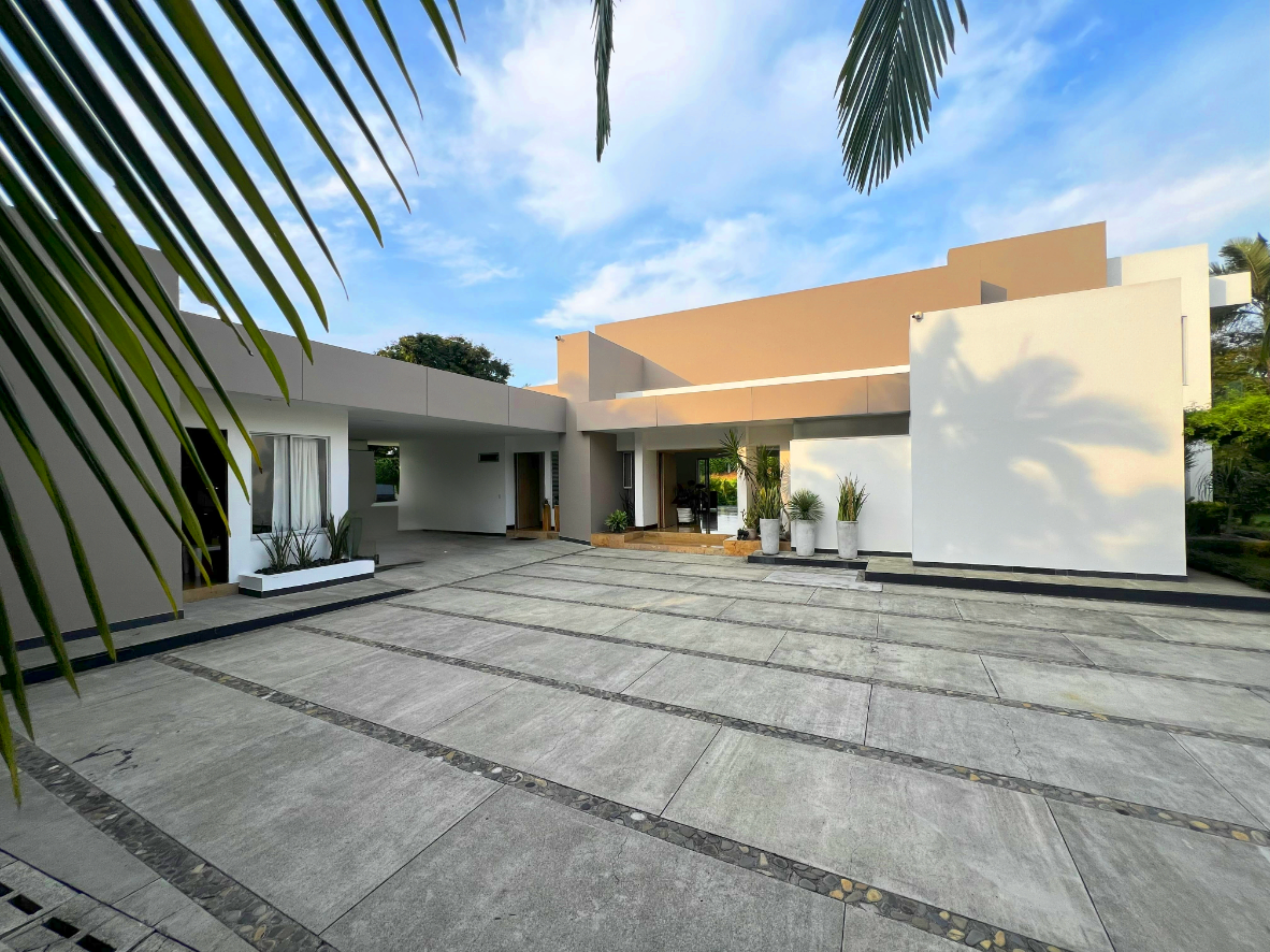 Casa en venta en Cerritos, Pereira · foto 2 de 14