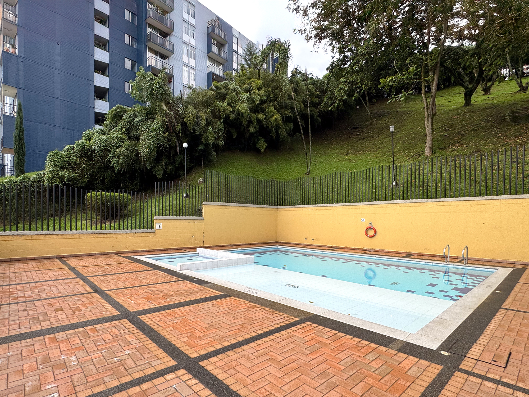 Apartamento en venta en Loma Del Indio, Medellín · foto 13 de 15