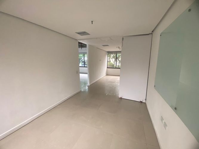 Oficina en arriendo en El Poblado, Medellín, 115 m² · foto 6 de 20