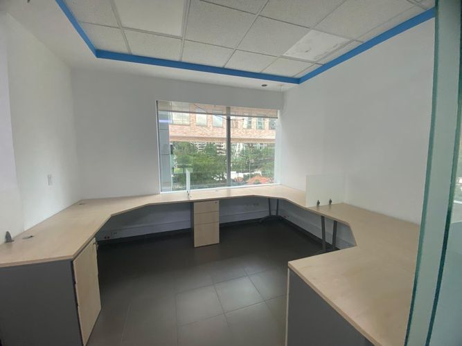 Oficina en arriendo en El Poblado, Medellín, 50 m² · foto 12 de 18