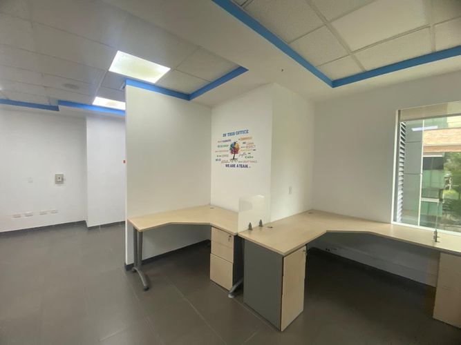 Oficina en arriendo en El Poblado, Medellín, 50 m² · foto 18 de 18