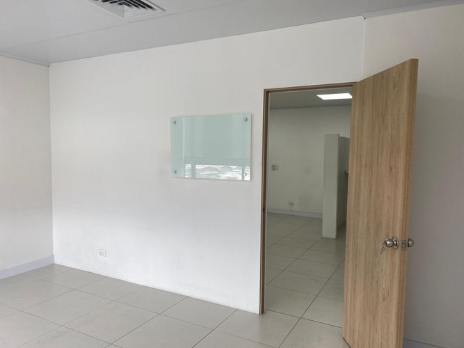 Oficina en arriendo en Aliadas Del Sur, Sabaneta, 50 m² · foto 3 de 9