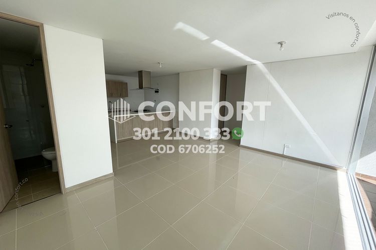 Apartamento de 2 alcobas en arriendo en El Chingui, Envigado, 85 m² · foto 2 de 24