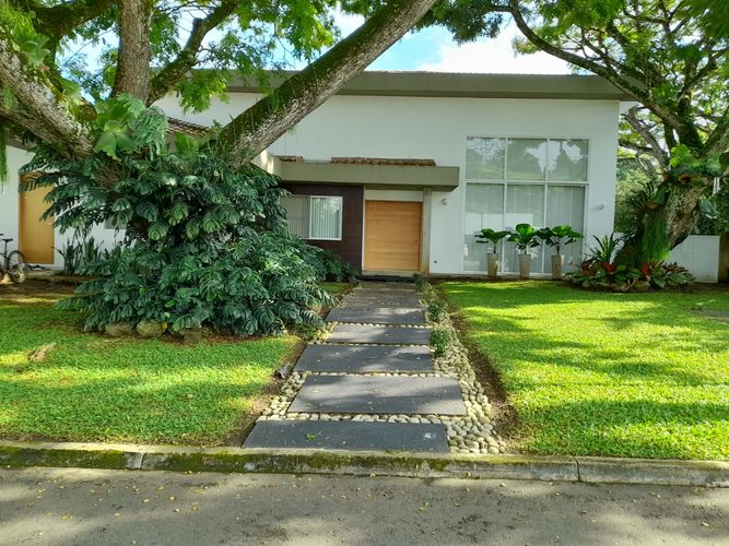 Casa de 4 alcobas en venta en Pance, Cali, 908 m² · foto 2 de 24
