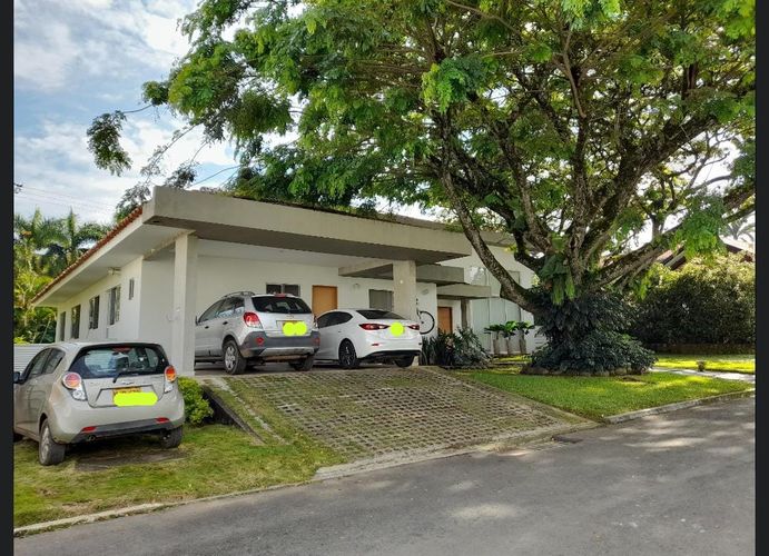 Casa de 4 alcobas en venta en Pance, Cali, 908 m² · foto 3 de 24