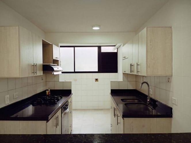 Apartamento de 3 alcobas en venta en Astorga, Medellín, 145 m² · foto 6 de 24